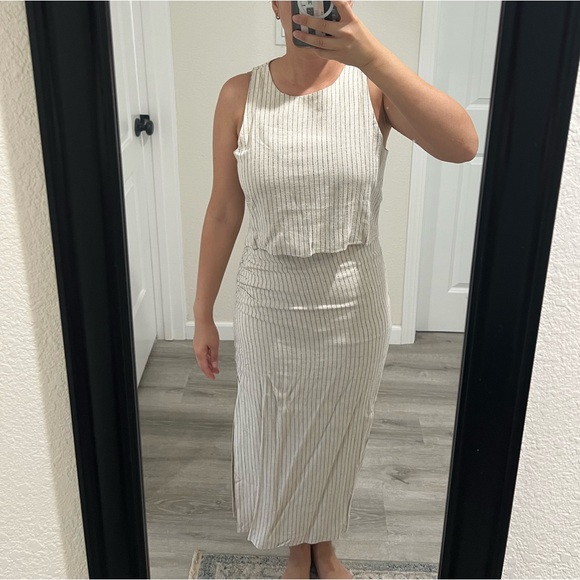 VICI- linen set - Picture 2 of 8